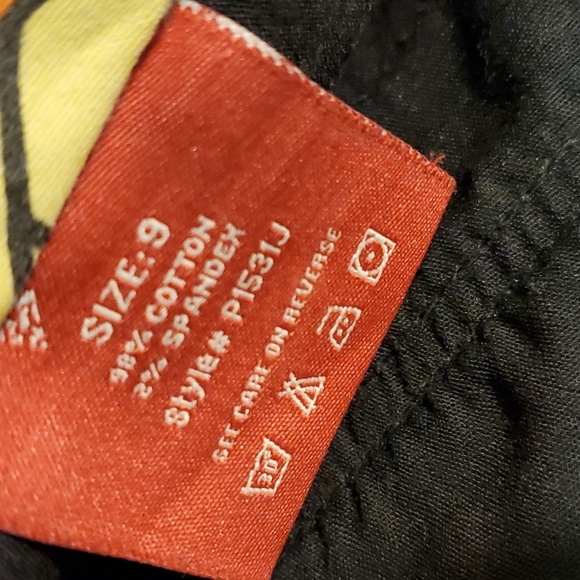 Vigoss Flare Jeans Size 9 - Picture 3 of 10